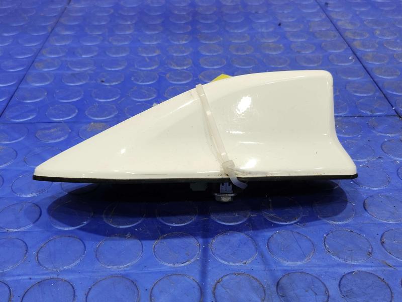 2017 Toyota Prius Antenna