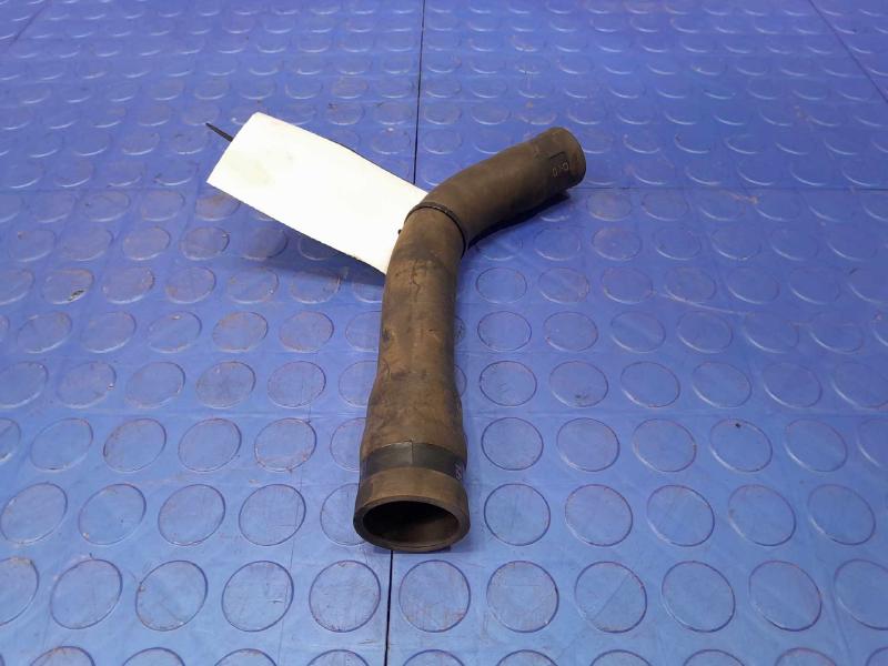 2011 Infiniti QX56 Fuel Filler Neck
