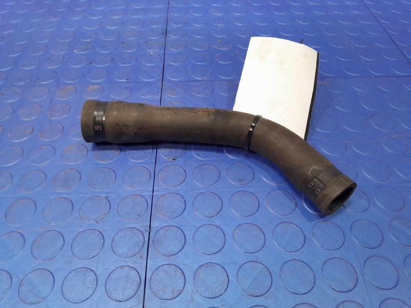 2011 Infiniti QX56 Fuel Filler Neck