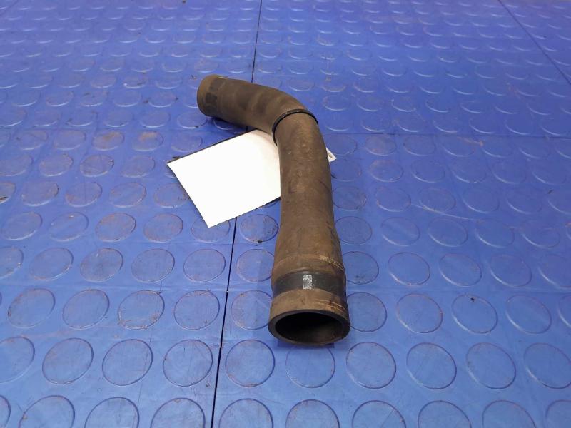 2011 Infiniti QX56 Fuel Filler Neck
