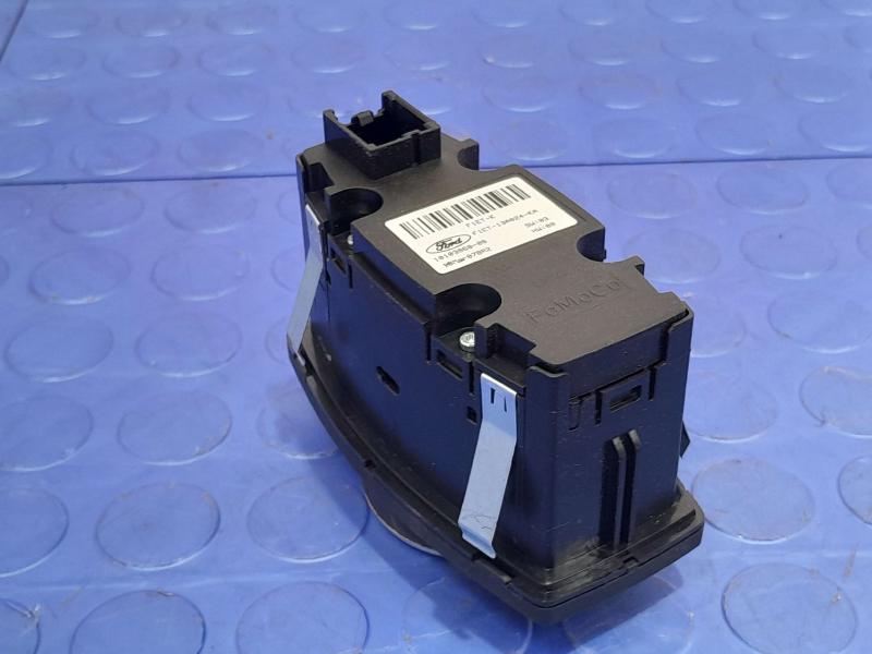 2018 Ford Focus Auto Headlight Control Switch w/o Fog Lamps OEM F1ET-13A024-KA