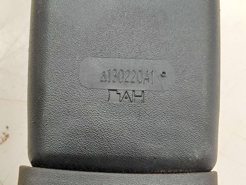 2013 Kia Sportage Front Seat Belt