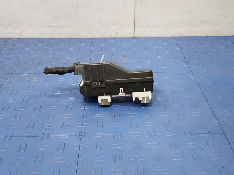 2015 Chevrolet Tahoe Cabin Fuse Box