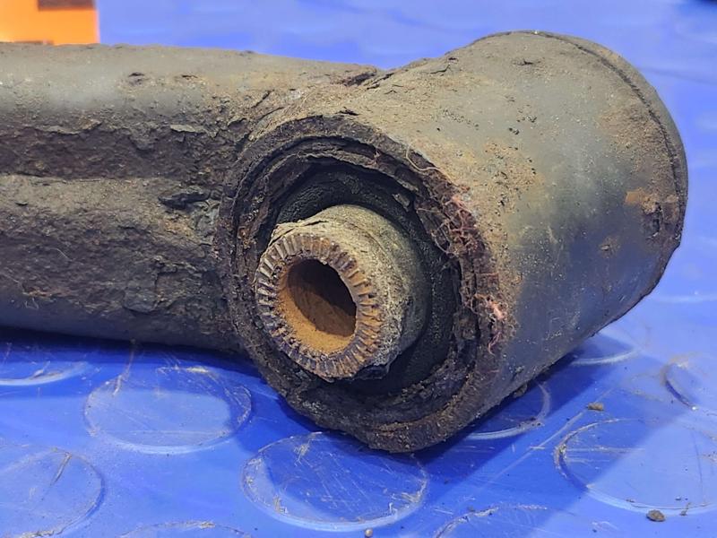 2009 Toyota Tacoma Upper Control Arm Front