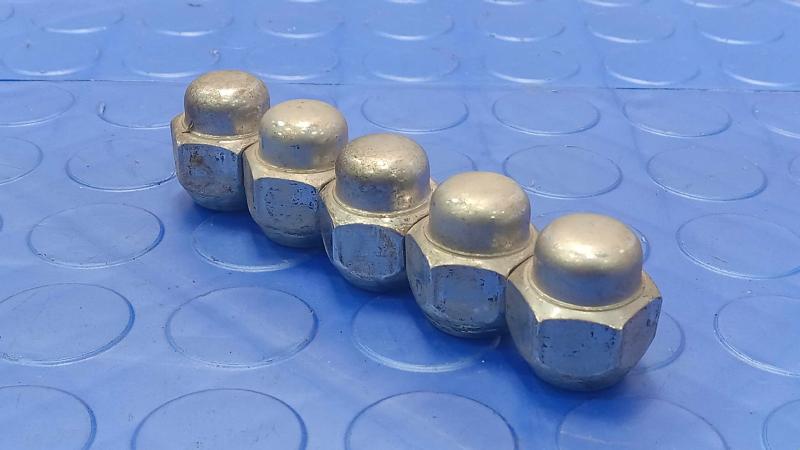 2015 Nissan Rogue Lug Nuts