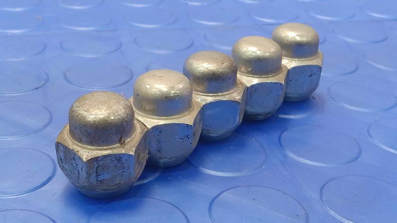 2015 Nissan Rogue Lug Nuts