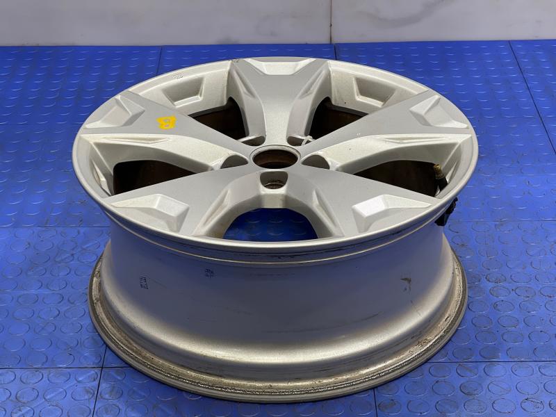 2016 Subaru Forester Wheel