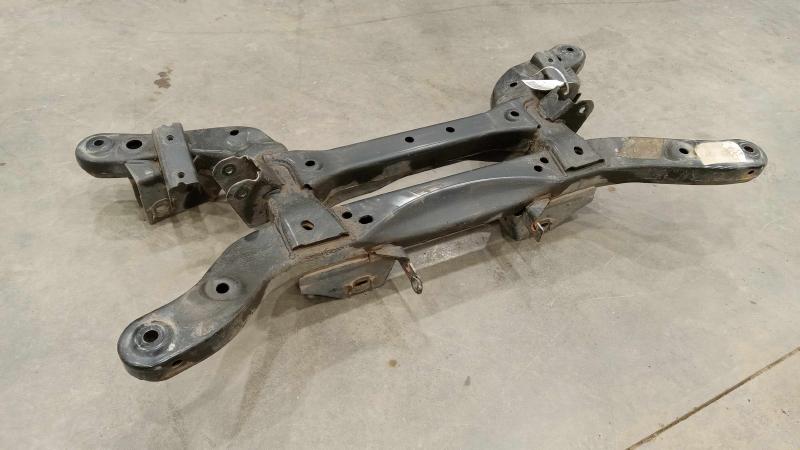 2011 Buick LaCrosse Crossmember/Cradle/Undercarria