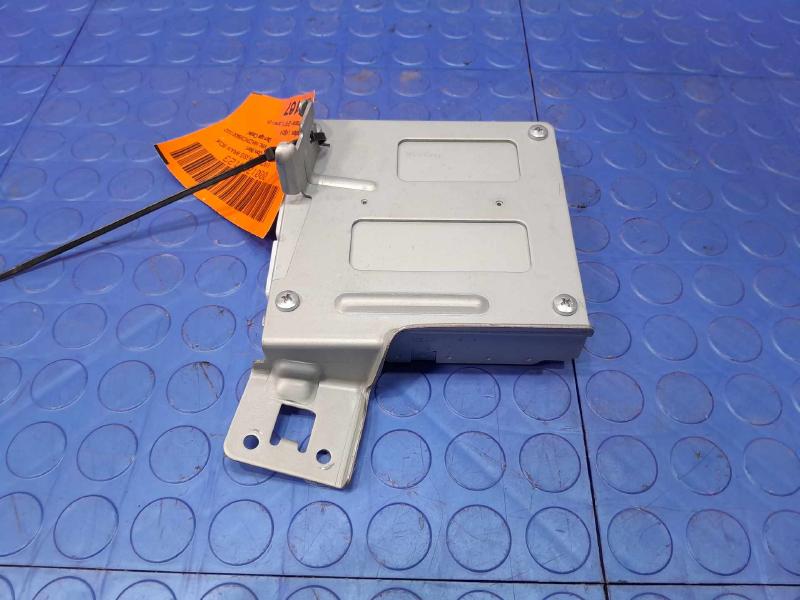 2011 Infiniti QX56 Chassis Brain Box