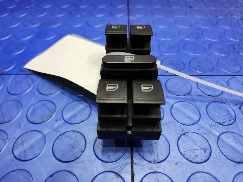 2012 Volkswagen Jetta Door Switch Front