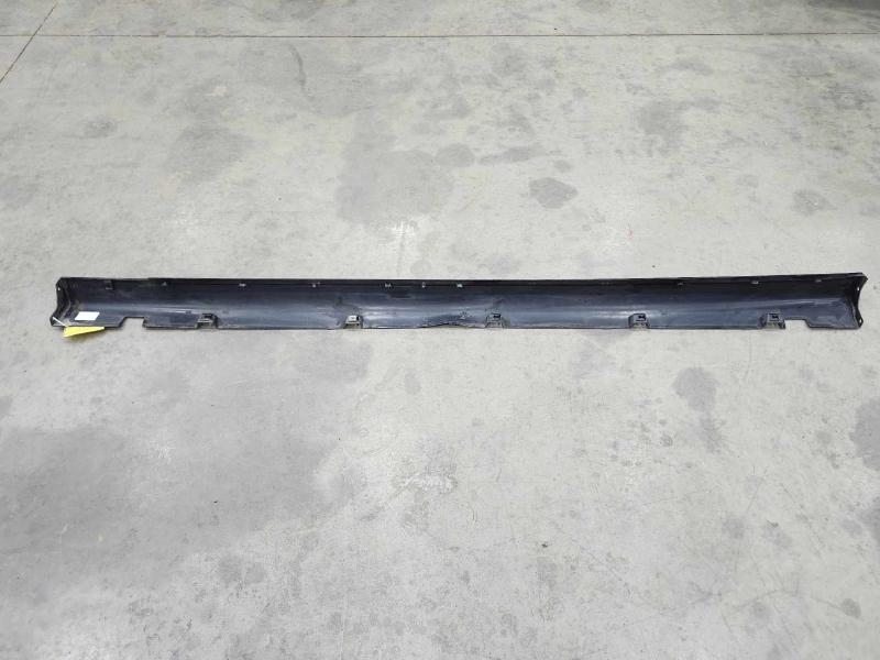 2013 Dodge Charger Rocker Moulding