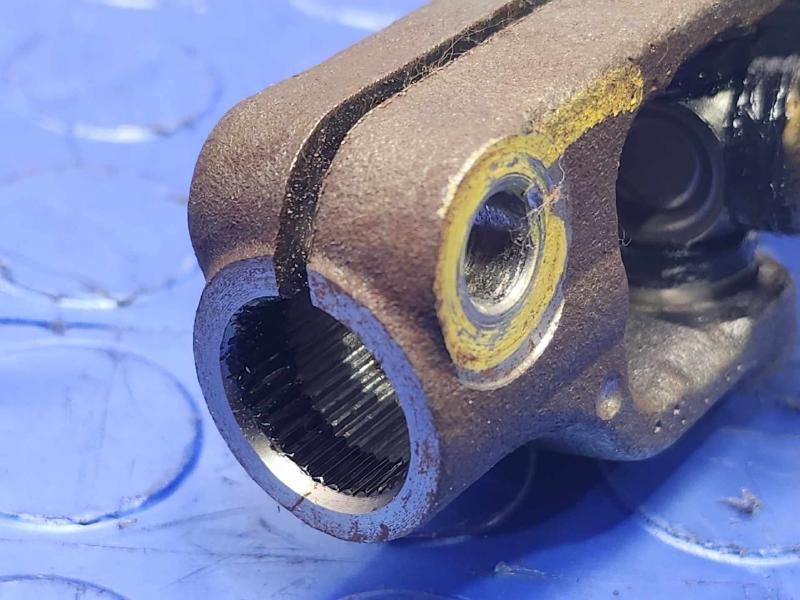 2012-2017 Hyundai Accent Lower Steering Intermediate Shaft Assembly OEM 564001R200