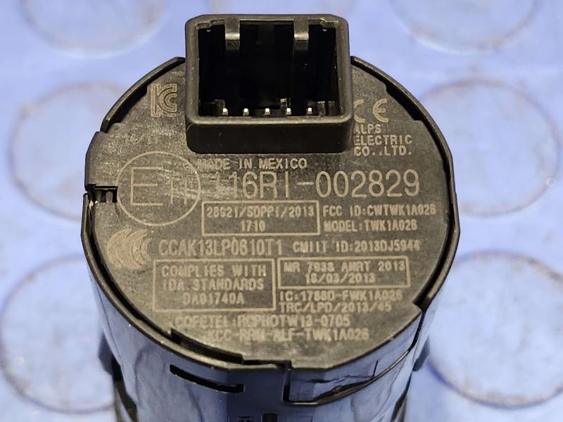2015 Honda Fit Ignition Switch(W/O Cyl& Key)