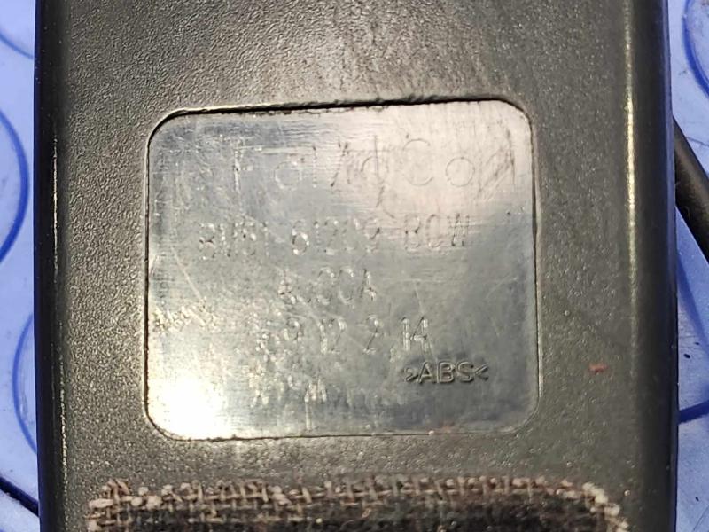 2012 Ford Focus Front Seat Belt