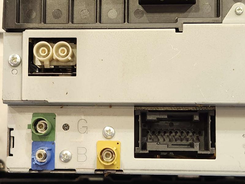 2010 Mercedes-Benz ML W164 OEM AM FM Radio Receiver Hard Drive Navigation Head Unit Genuine 1649062200