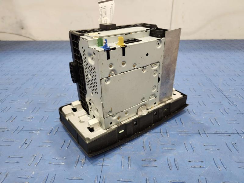 2010 Mercedes-Benz ML W164 OEM AM FM Radio Receiver Hard Drive Navigation Head Unit Genuine 1649062200