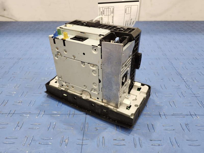 2010 Mercedes-Benz ML W164 OEM AM FM Radio Receiver Hard Drive Navigation Head Unit Genuine 1649062200