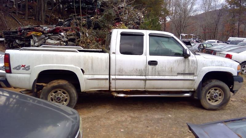 2002 GMC Sierra 2500 Dash Panel