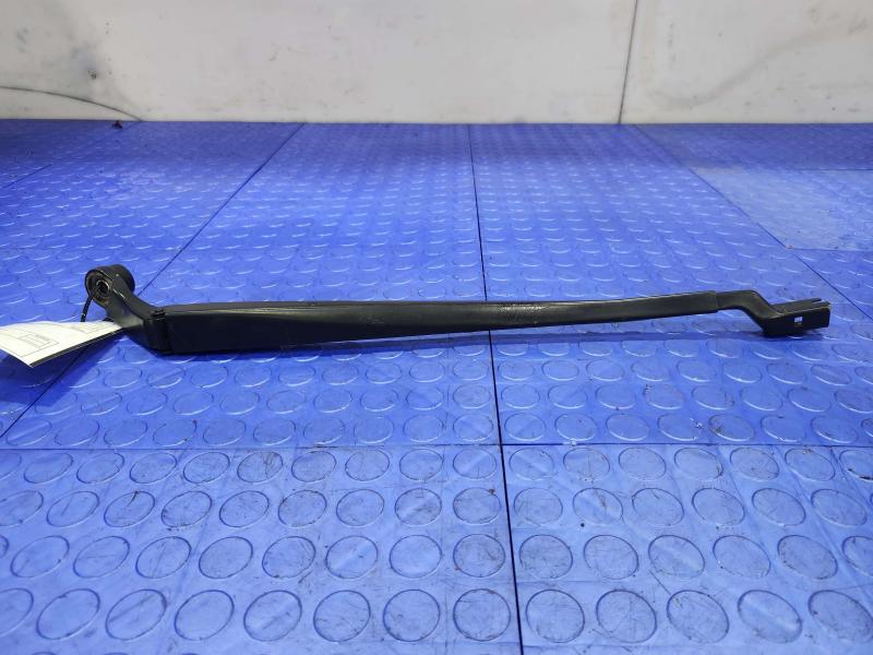2017 Toyota Prius Wiper Arm