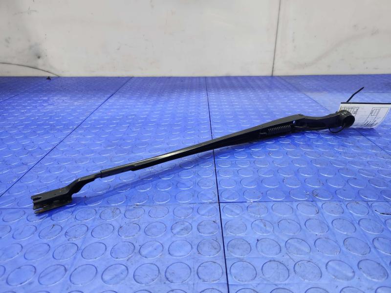 2017 Toyota Prius Wiper Arm