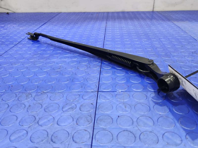 2017 Toyota Prius Wiper Arm