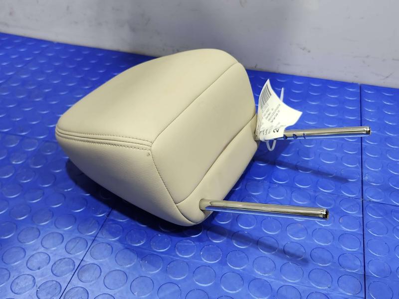 2015 Nissan Murano Headrest