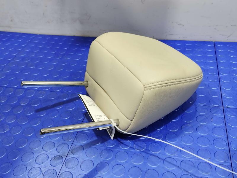 2015 Nissan Murano Headrest