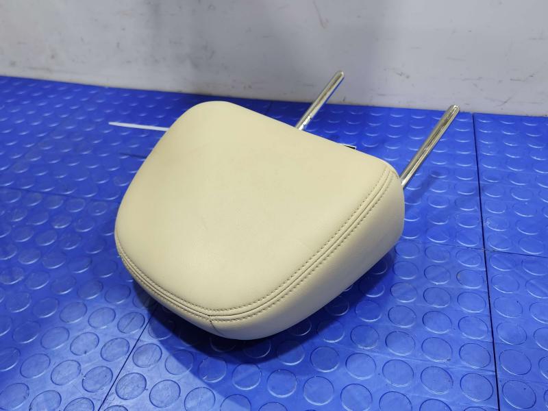 2015 Nissan Murano Headrest