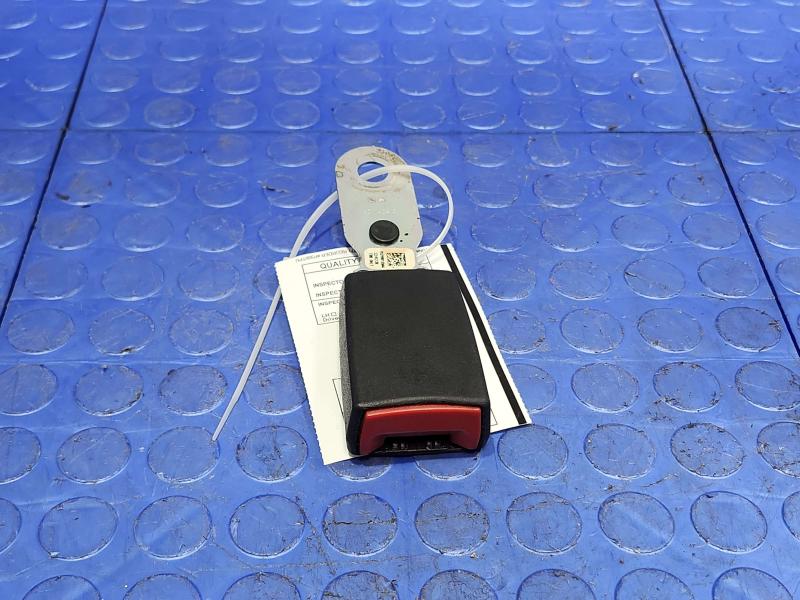 2012 Dodge Grand Caravan Rear Seat Belt
