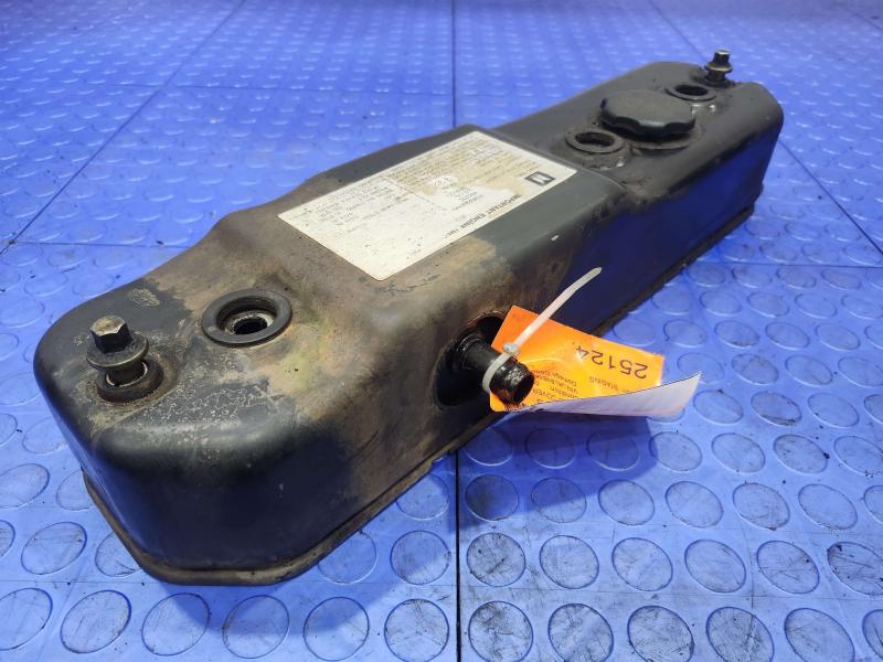 1988-1993 Isuzu NPR 3.9L OEM Engine Valve Cover Genuine 4BD1T Diesel Factory