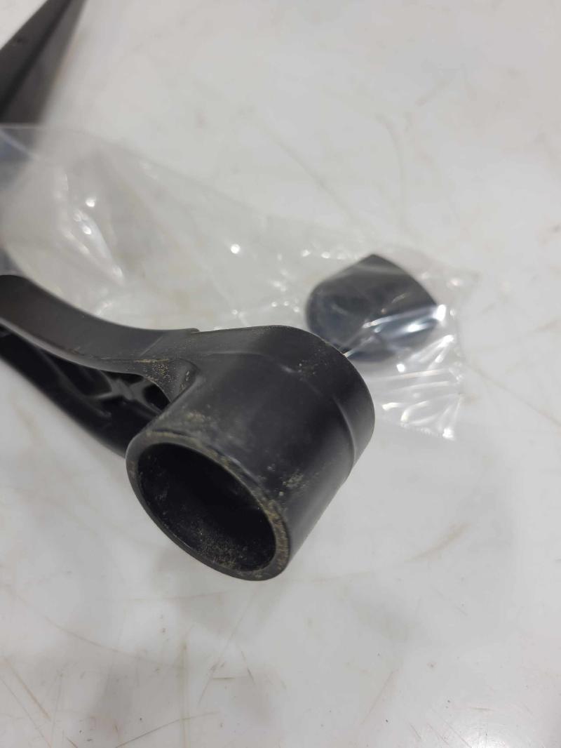 2017 Chevrolet Malibu Wiper Arm