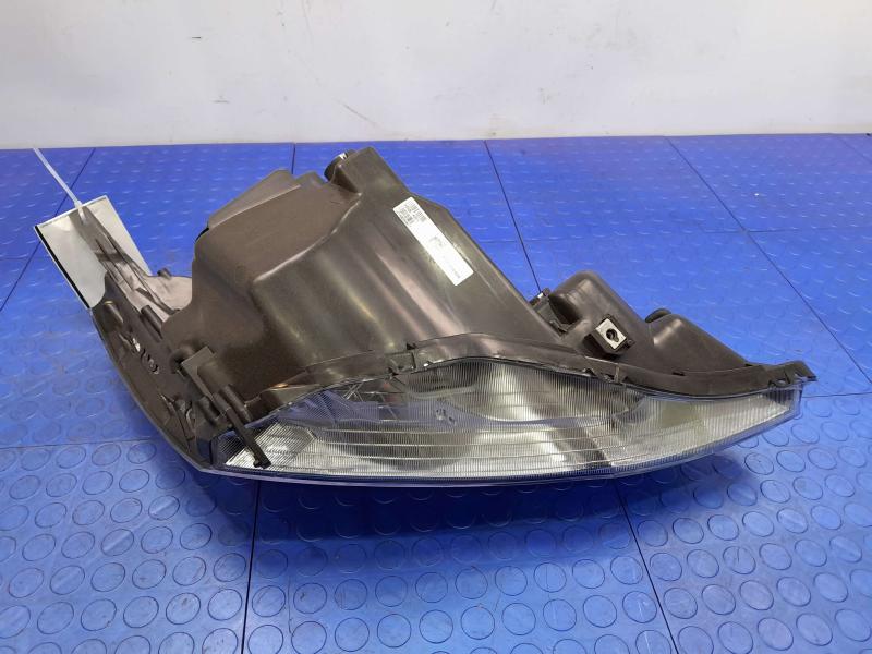 2007 Honda CR-V Headlamp Assembly