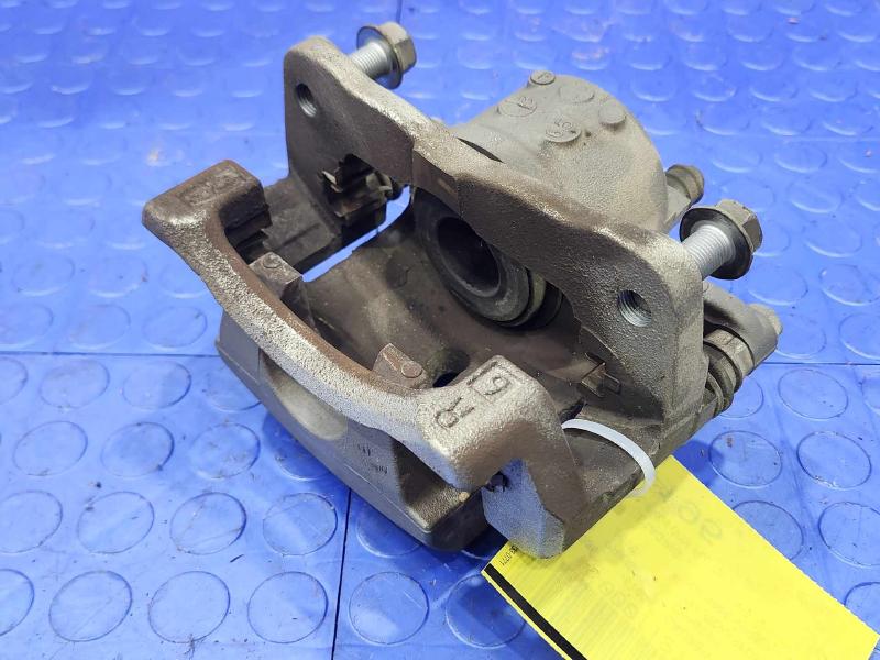 2016 Toyota Prius Caliper