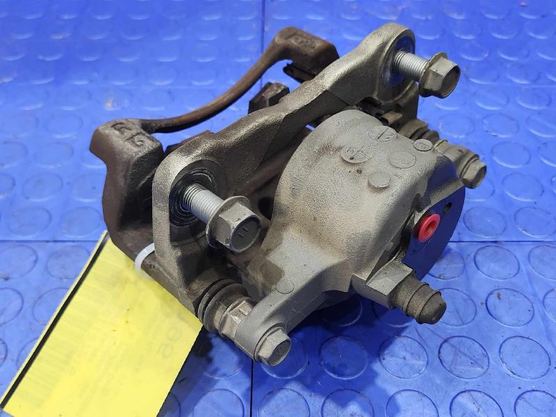 2016 Toyota Prius Caliper
