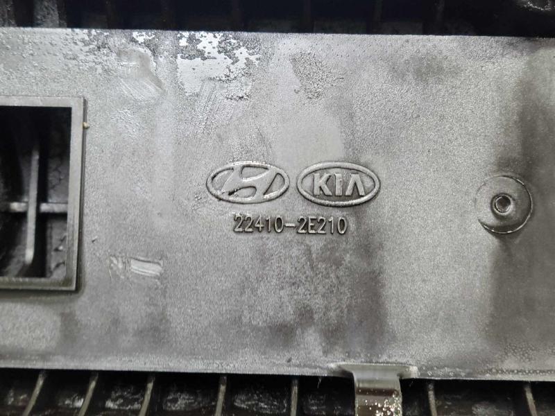 2014 Kia Forte Valve Cover
