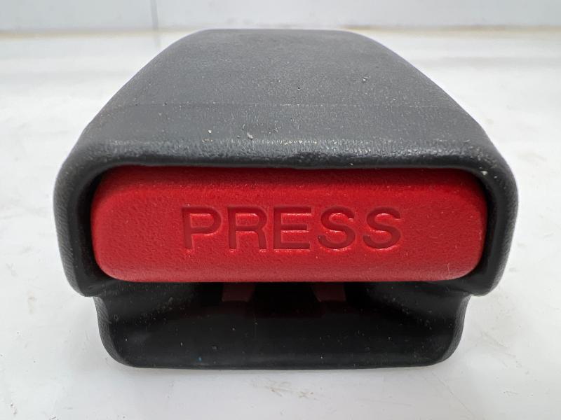 2020 Nissan Versa Rear Seat Belt