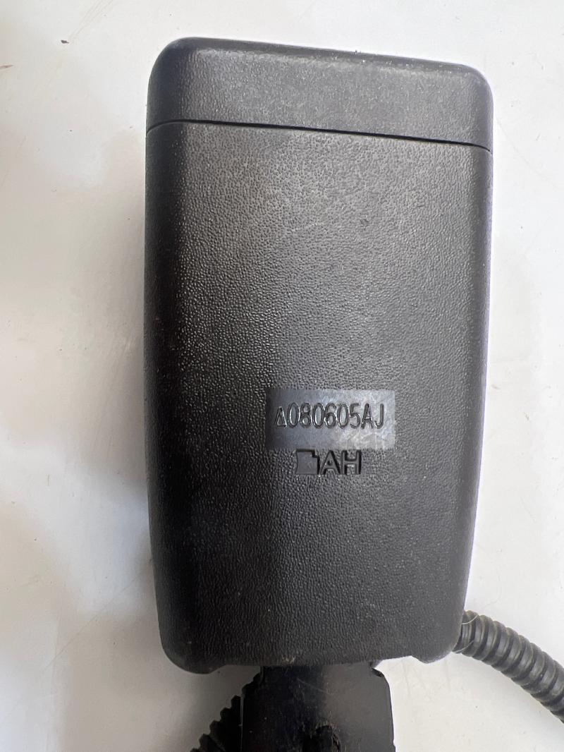 2009 - 2014 Acura TSX Front Seat Belt Buckle RH Passenger Side Black OEM 04813TL2A00ZB