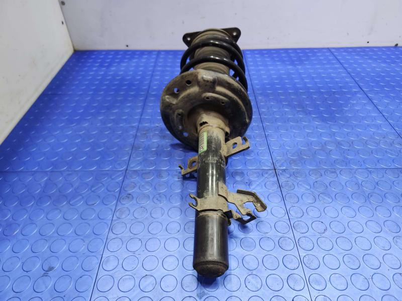 2016 Nissan Rogue Strut Assembly