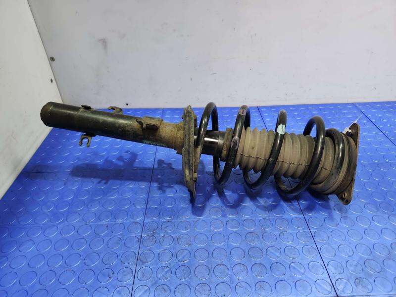 2016 Nissan Rogue Strut Assembly