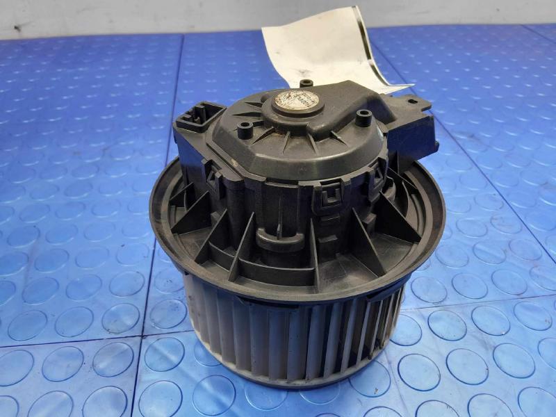 2014 Ford Explorer Blower Motor