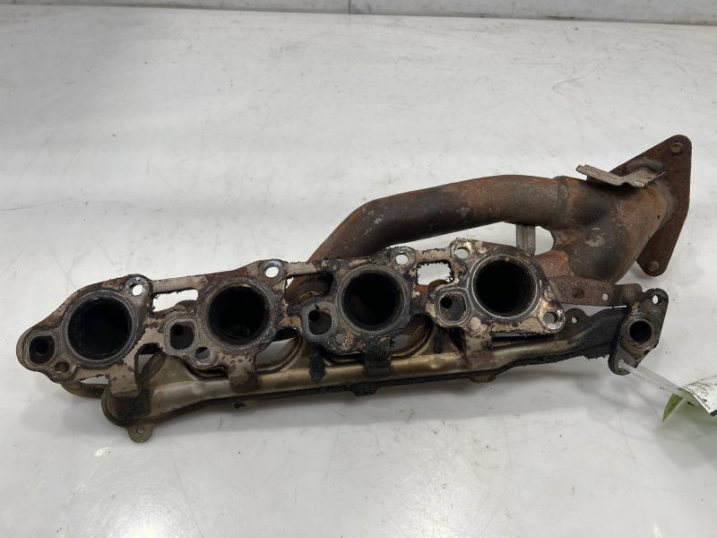2011 Toyota Tundra Exhaust Manifold