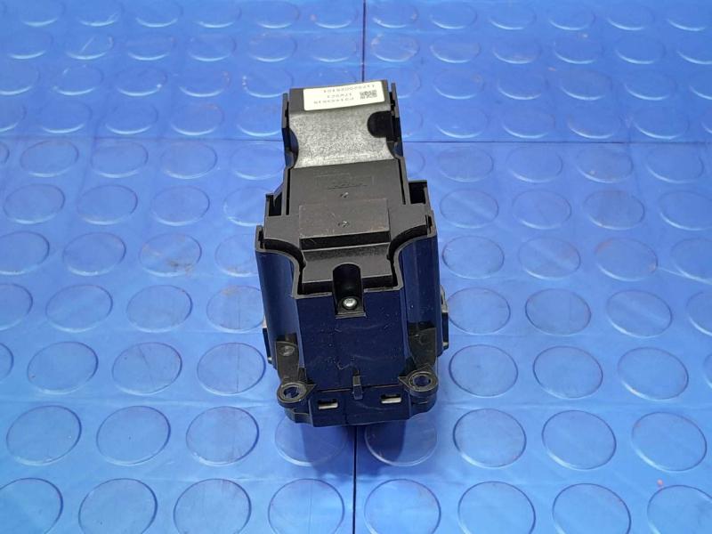 2017-2023 Volvo S90 V90 Switch Panel Keyless Start Stop Ignition Switch with FOB OEM 31443818