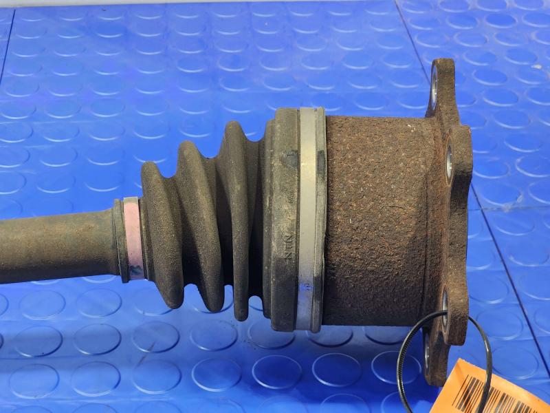 2011 Infiniti QX56 Axle Shaft