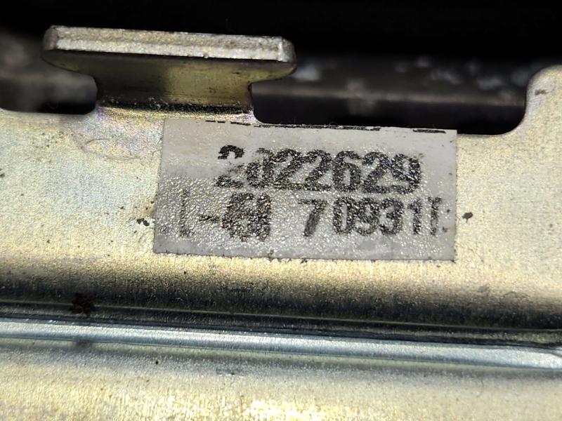 2007 Hummer H3 Rear Seat Belt
