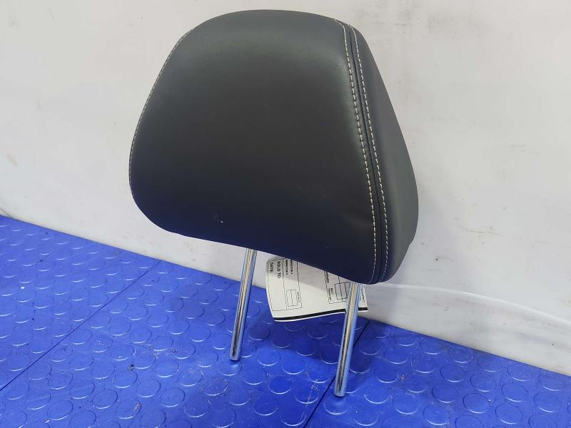 2018 Nissan Maxima Headrest