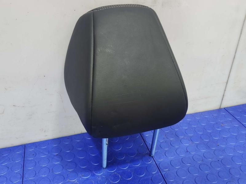 2018 Nissan Maxima Headrest