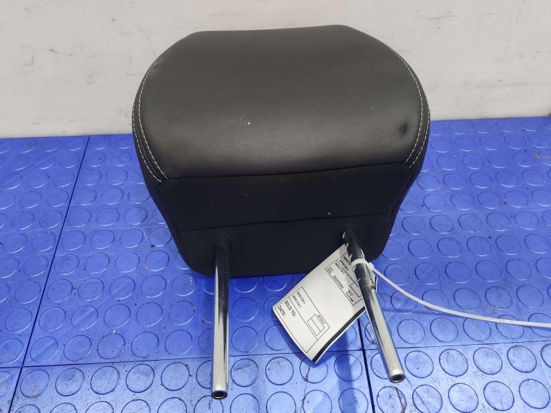 2018 Nissan Maxima Headrest