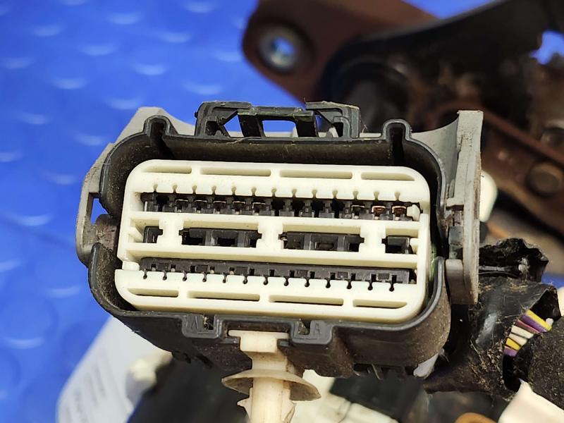 2015 Ford Fusion Seat Track