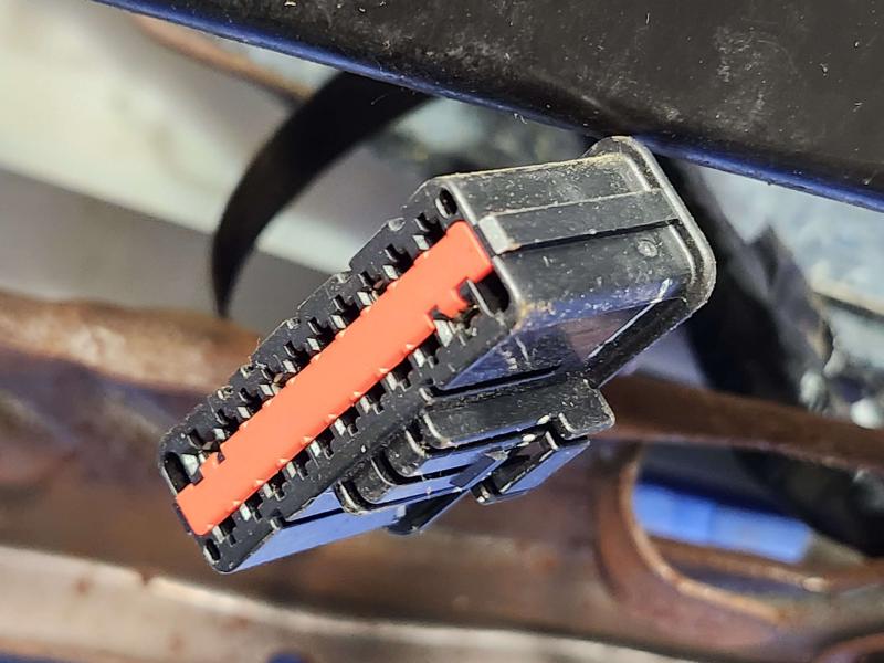 2015 Ford Fusion Seat Track