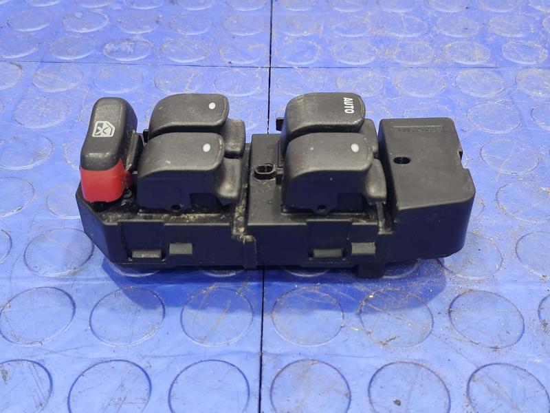 2009 Chevrolet Malibu Door Switch Front
